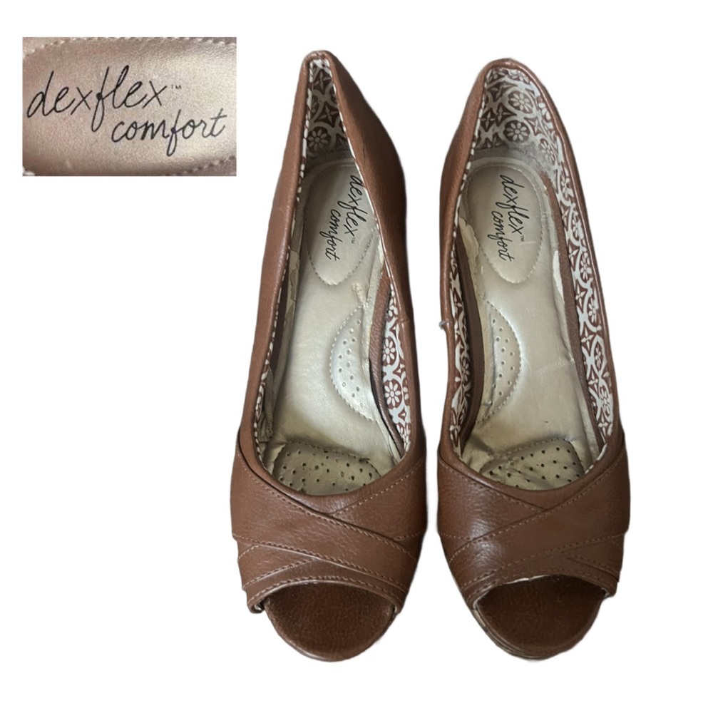 Dex Flex Brown Comfort Open Toe Wedge Size 6